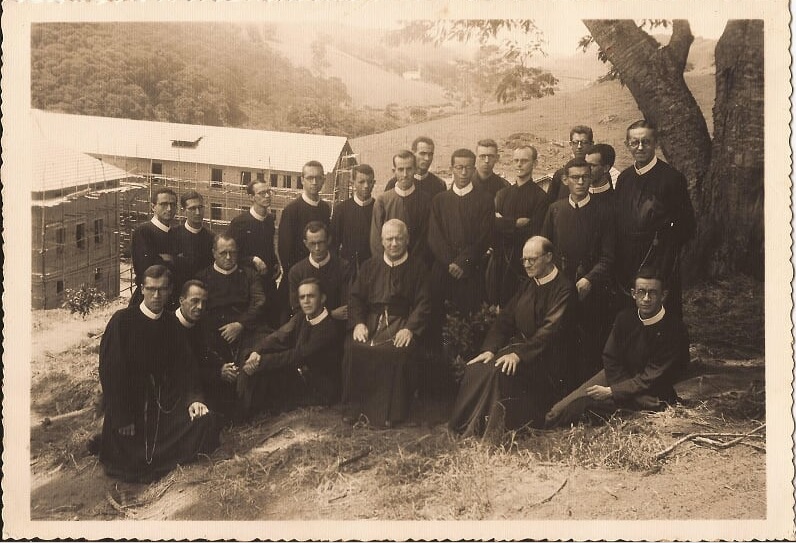 Foto con los sacerdotes