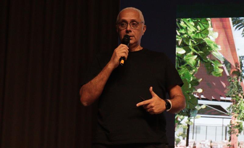  João Jadão por Enflor/Equipo de Cobertura de la Feria de Jardines