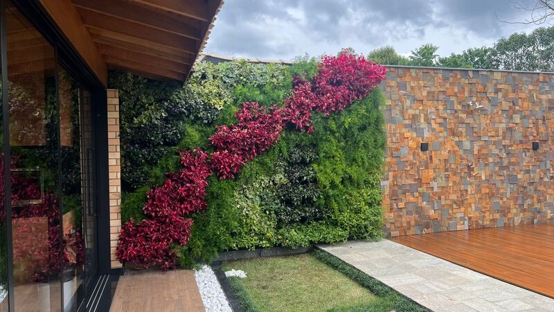 Jardín vertical de Iedes Campezzi