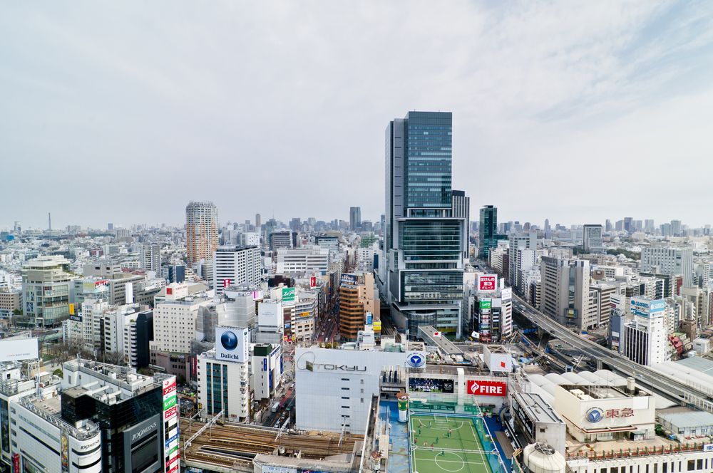  Estadio de futbol en el tejado del rascacielos Shibuya Hikarie en Tokyo, Japan. Foto por Keith Tsuji/Getty Images